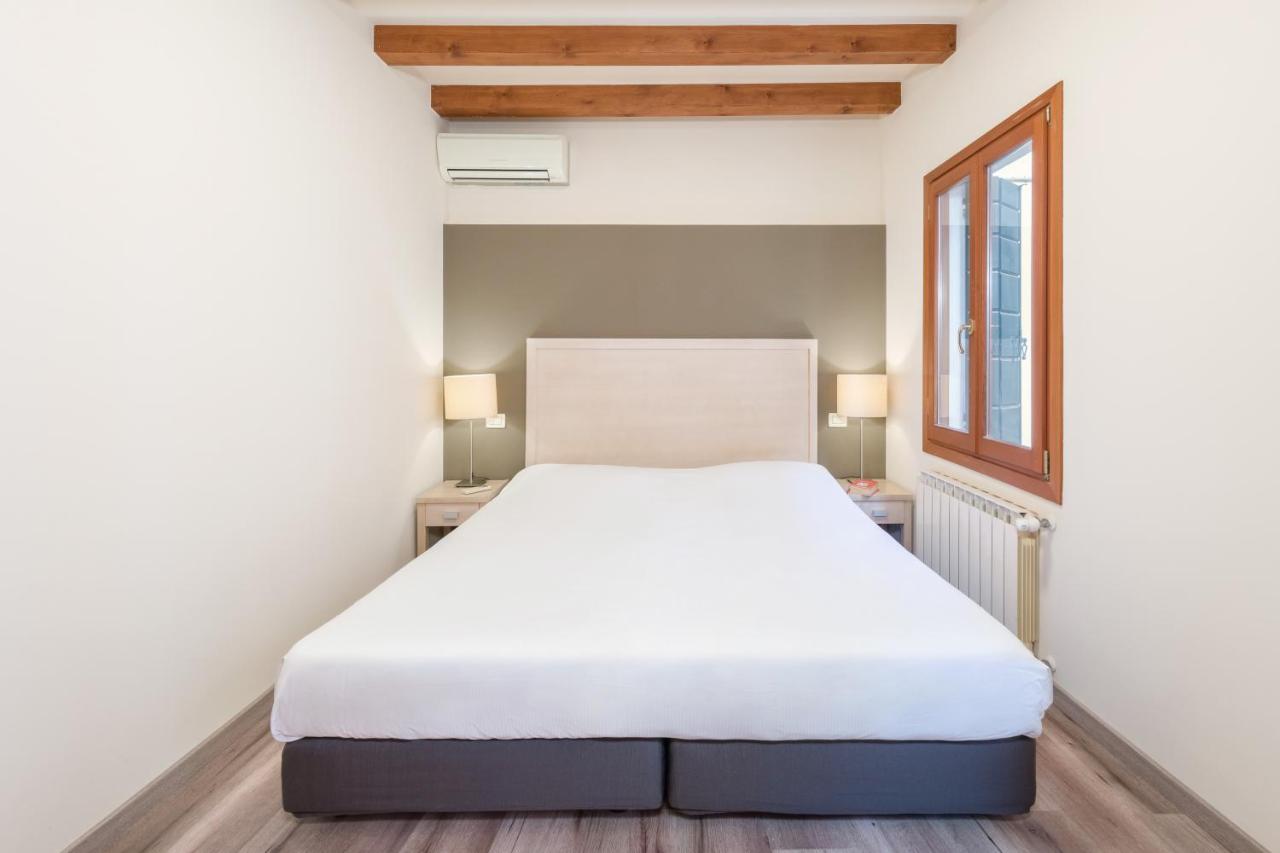 Habitación Doble con baño privado externo