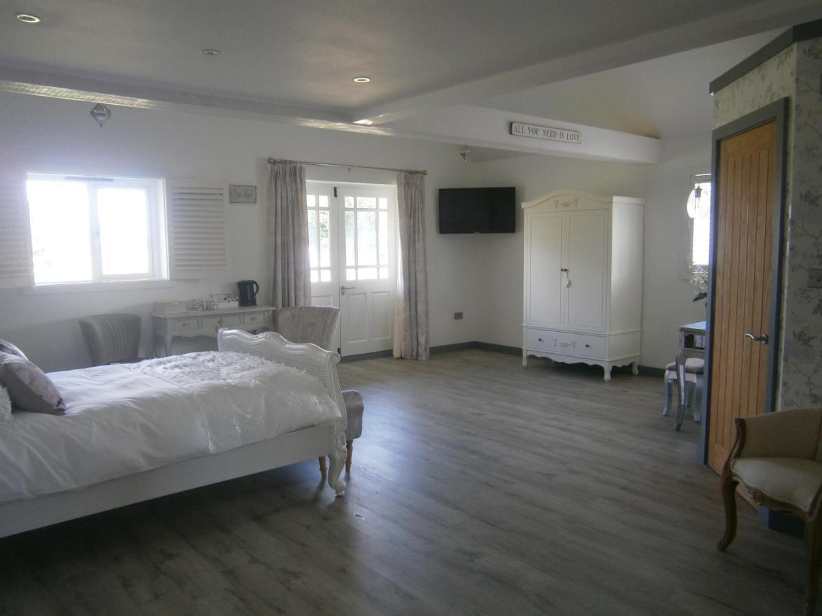 Deluxe Double Room with Bath