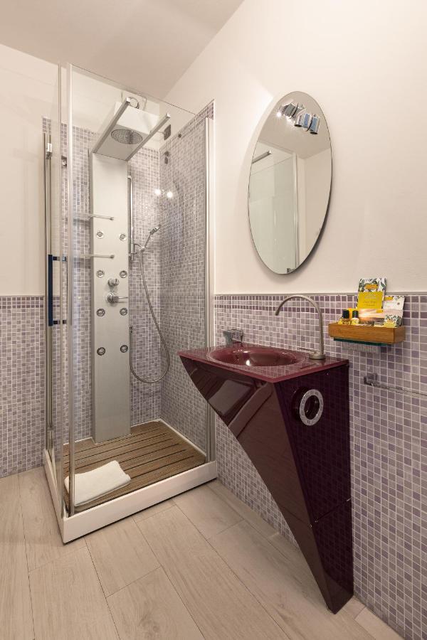 Junior Suite,989561428:JPEG