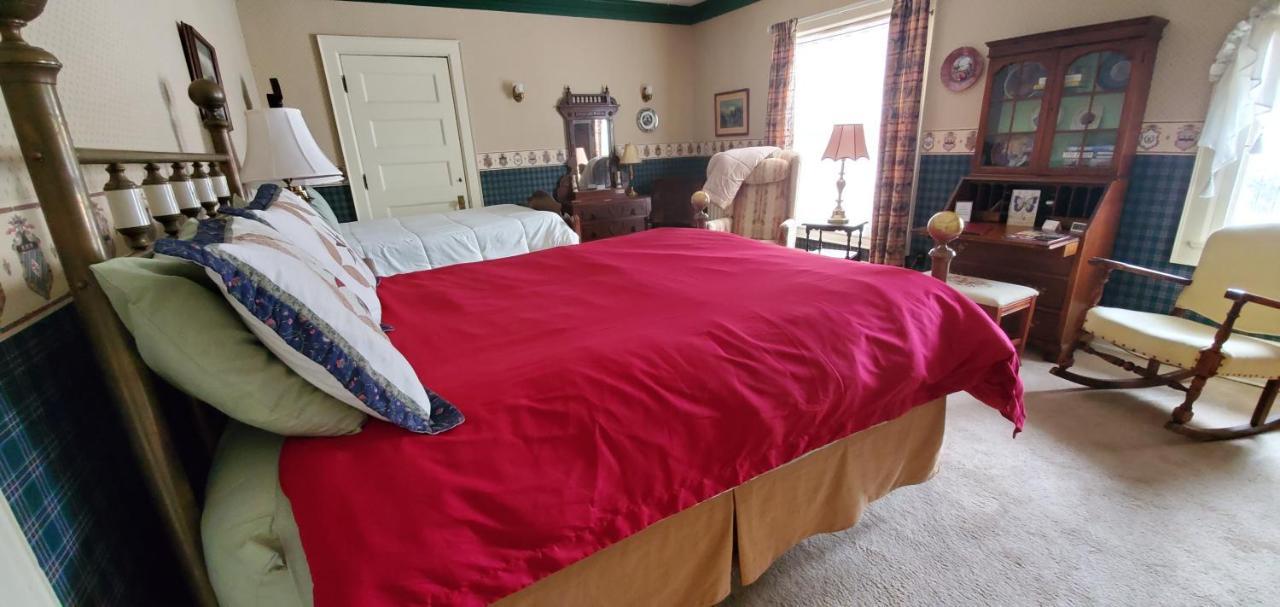 Triple Room with Private External Bathroom