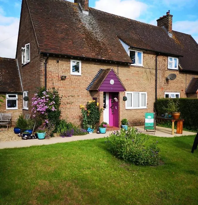 Avebury Life-1