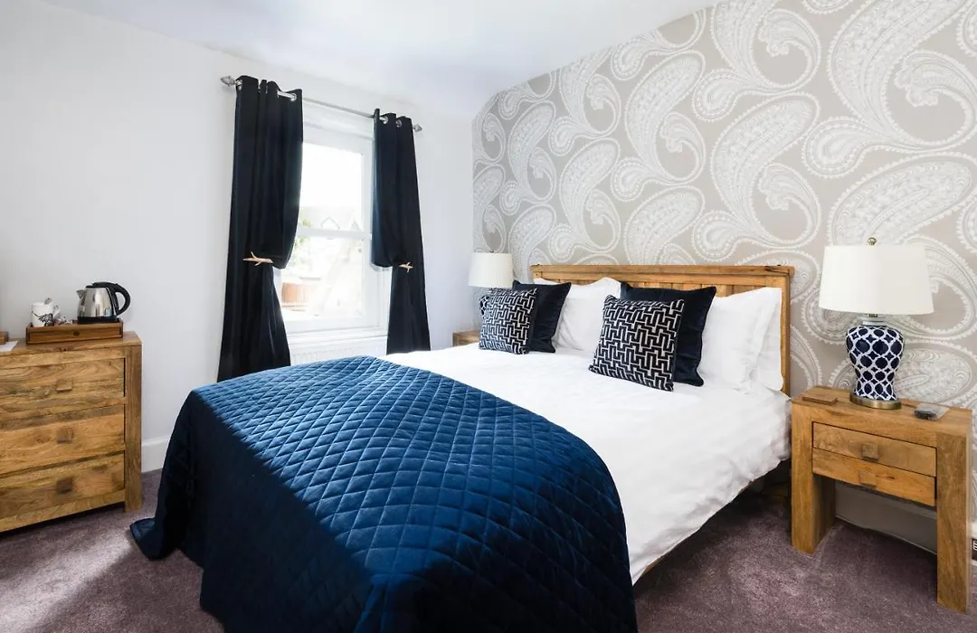 Croft-Na-Coille B&B And Coach House-1