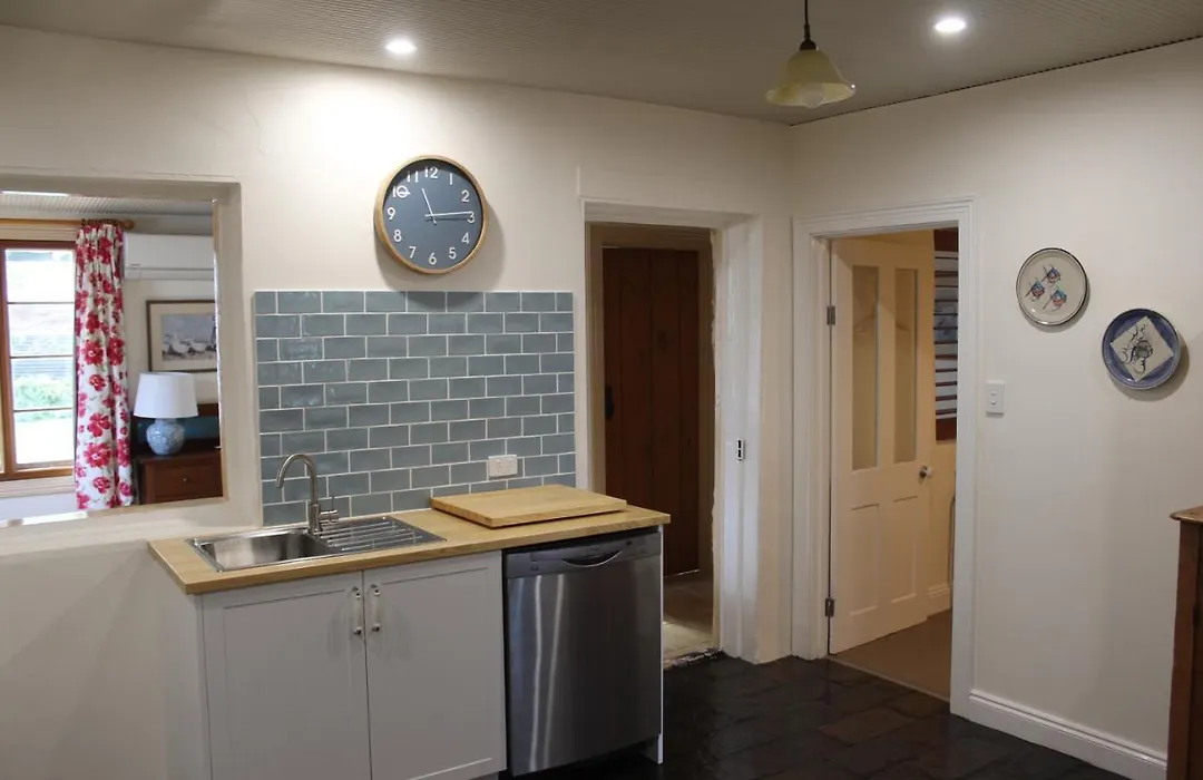 Victoria Cottage-1