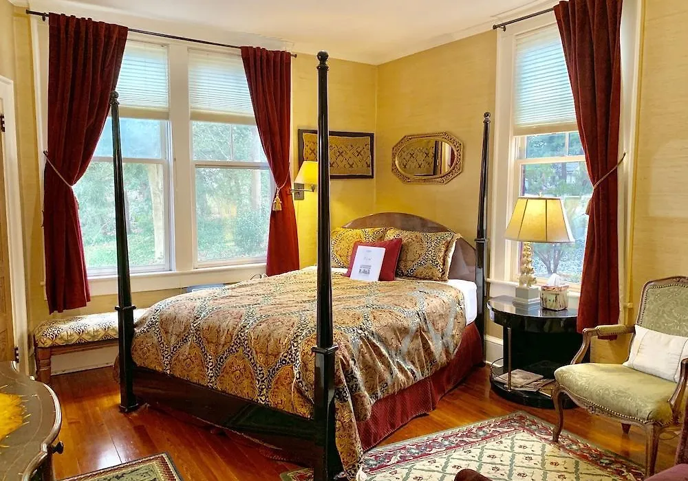 Hill House Bed And Breakfast-1