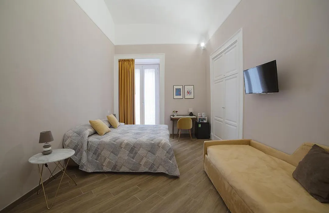 B&B Galleria Principe Di Napoli-1