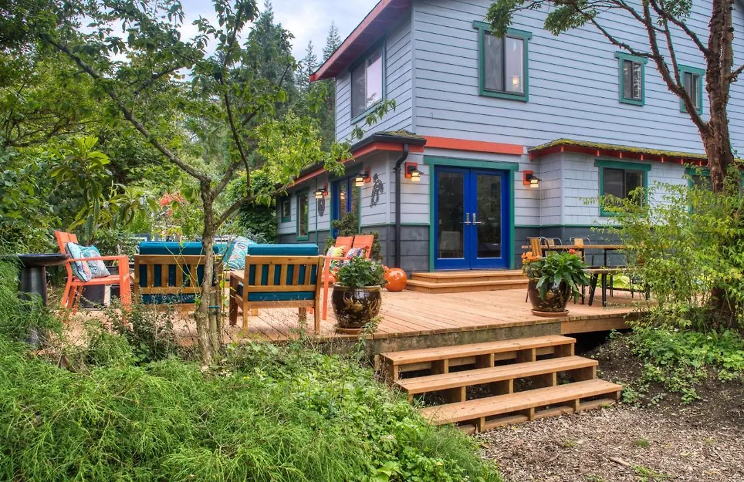Sehome Garden Inn-1