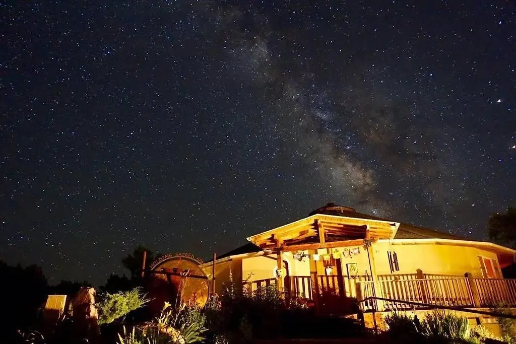 Red Moon Lodge-1