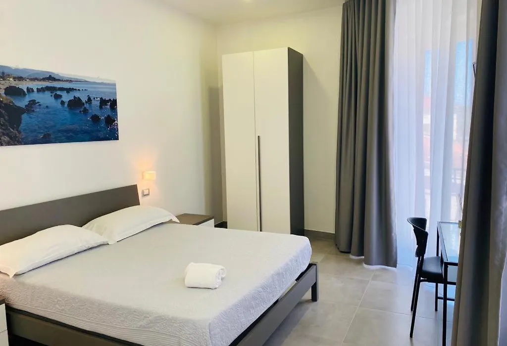 Incentroscalea B&B-1
