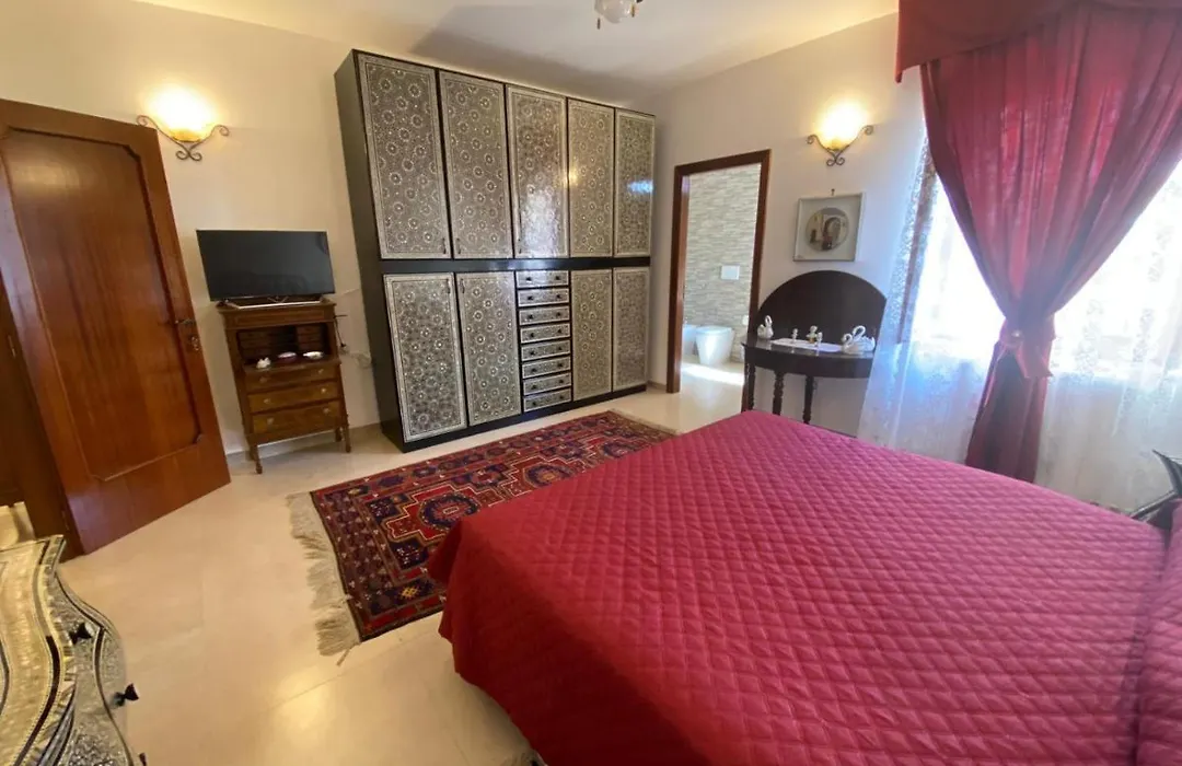 B&B Larazzo-1