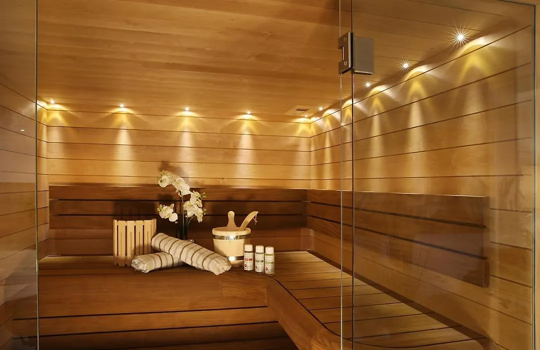 Private Spa Lux With Whirlpool And Sauna In Zurich-1