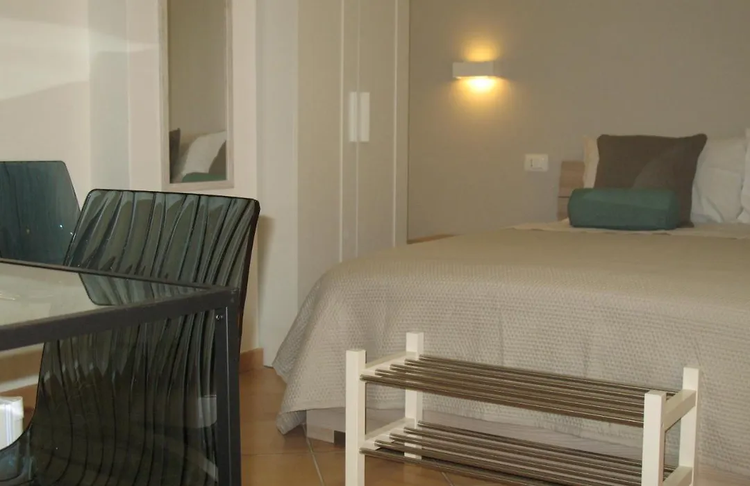 Bed&Bed Tommaso Fazzello Only Rooms-1