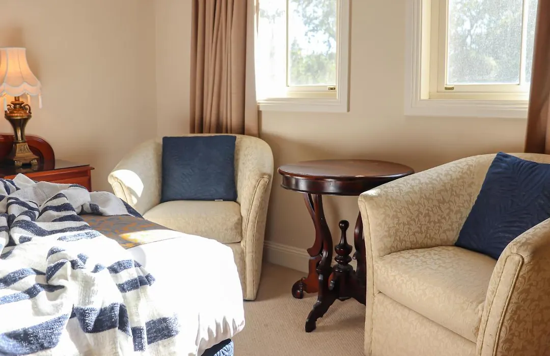Plumes Boutique Bed & Breakfast-1