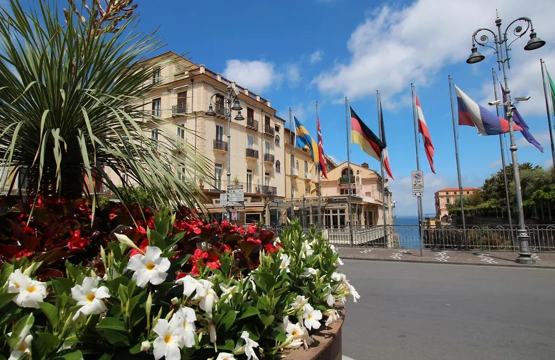 Piazza Tasso B&B Relais-1