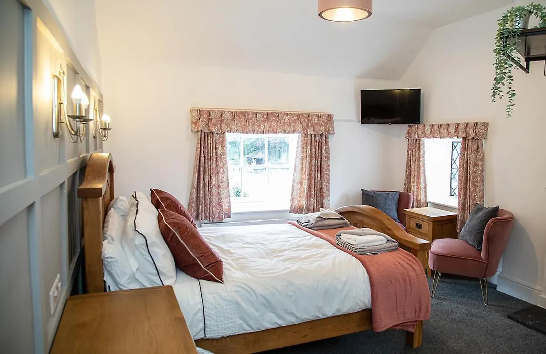 The Yew Tree Inn-1