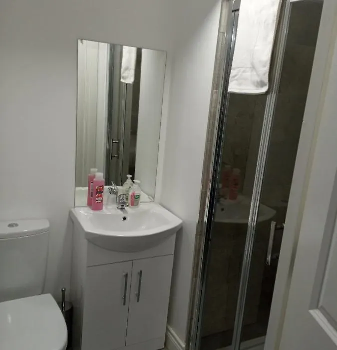 Oaktree B&B-1