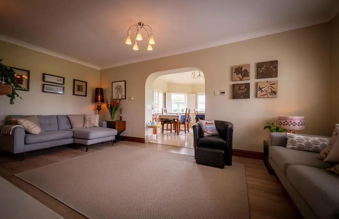 Bunratty Meadows Bed & Breakfast-1