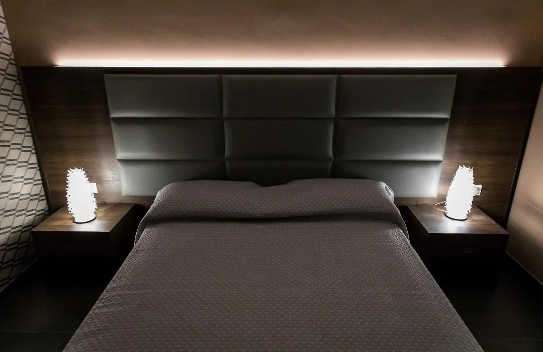 4Essences Boutique Rooms-1
