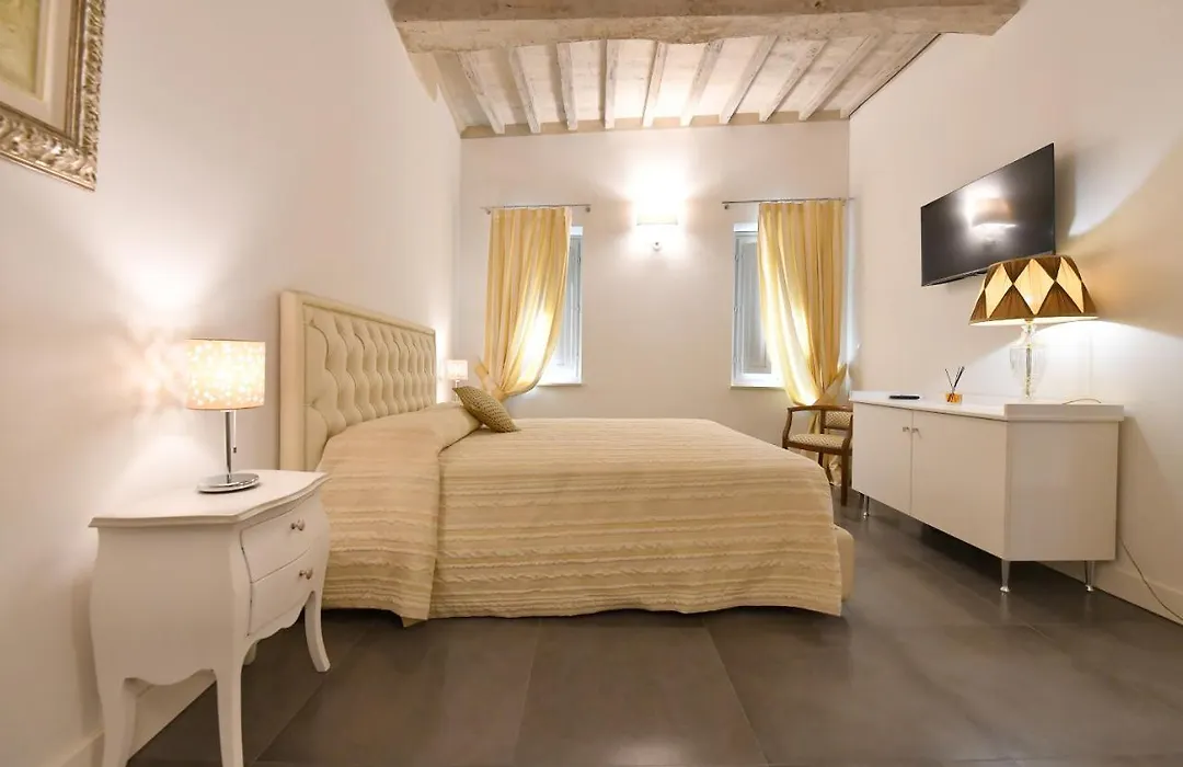 Palazzo degli Stemmi-1