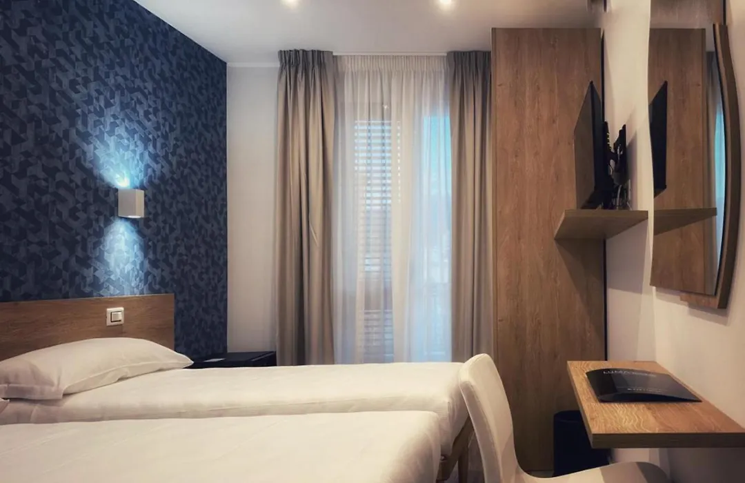 Lumarooms B&B-1