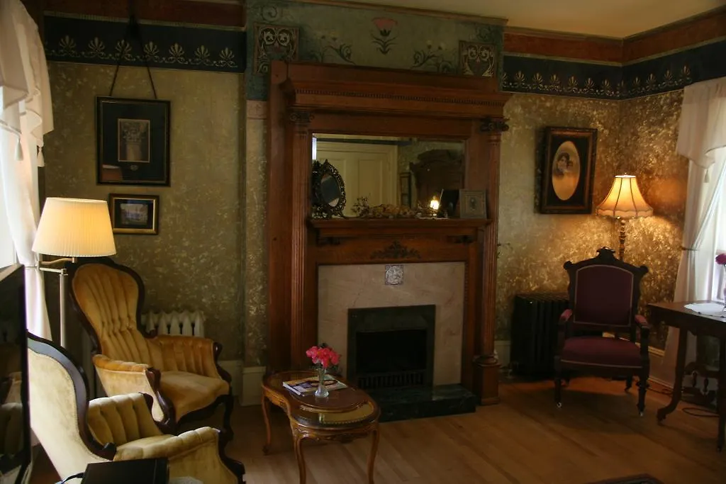 Brumder Mansion-1