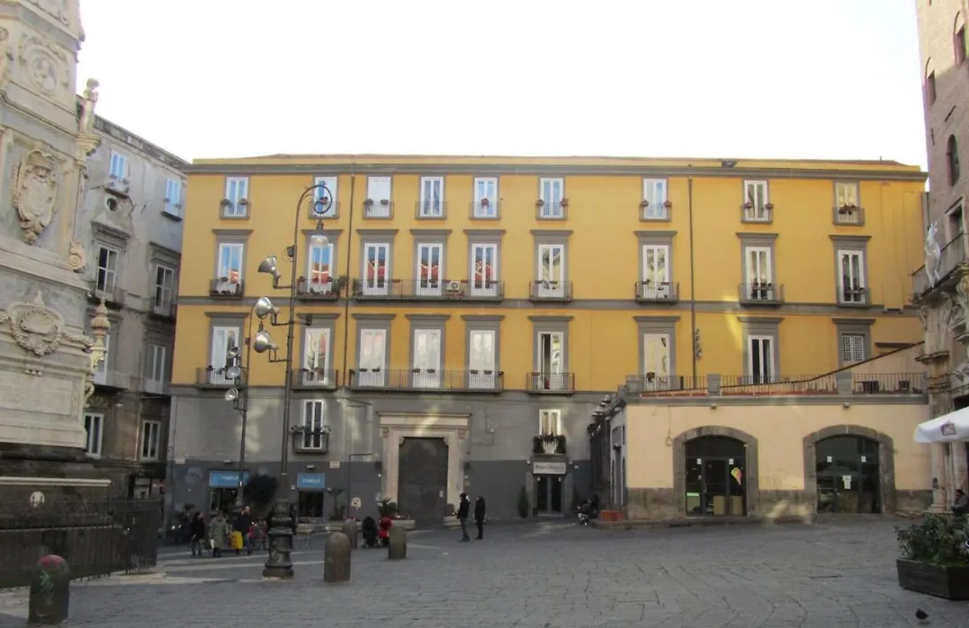 Rooms In San Domenico Maggiore 3-1