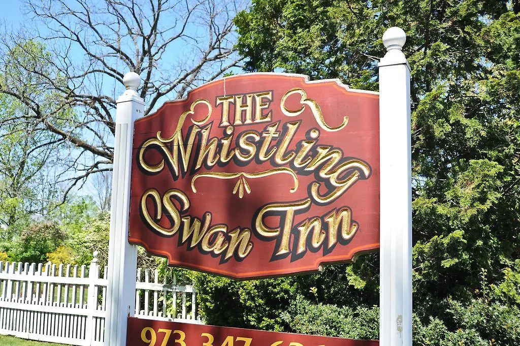 Whistling Swan Inn-1