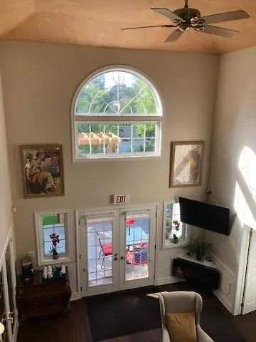 Casa Blanca Boutique Bed & Breakfast-1
