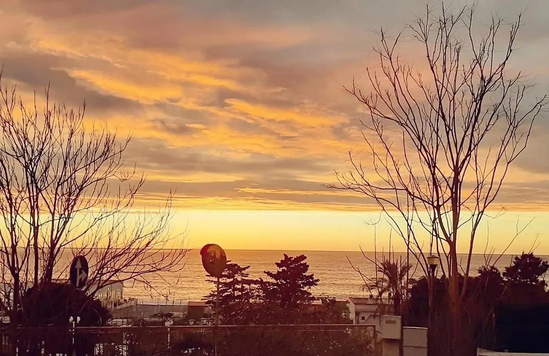 A Due Passi dal Mare B&B-1
