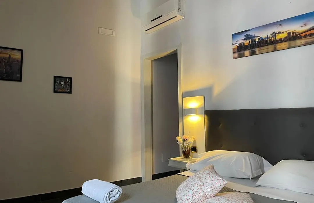 Hotel Poerio-1