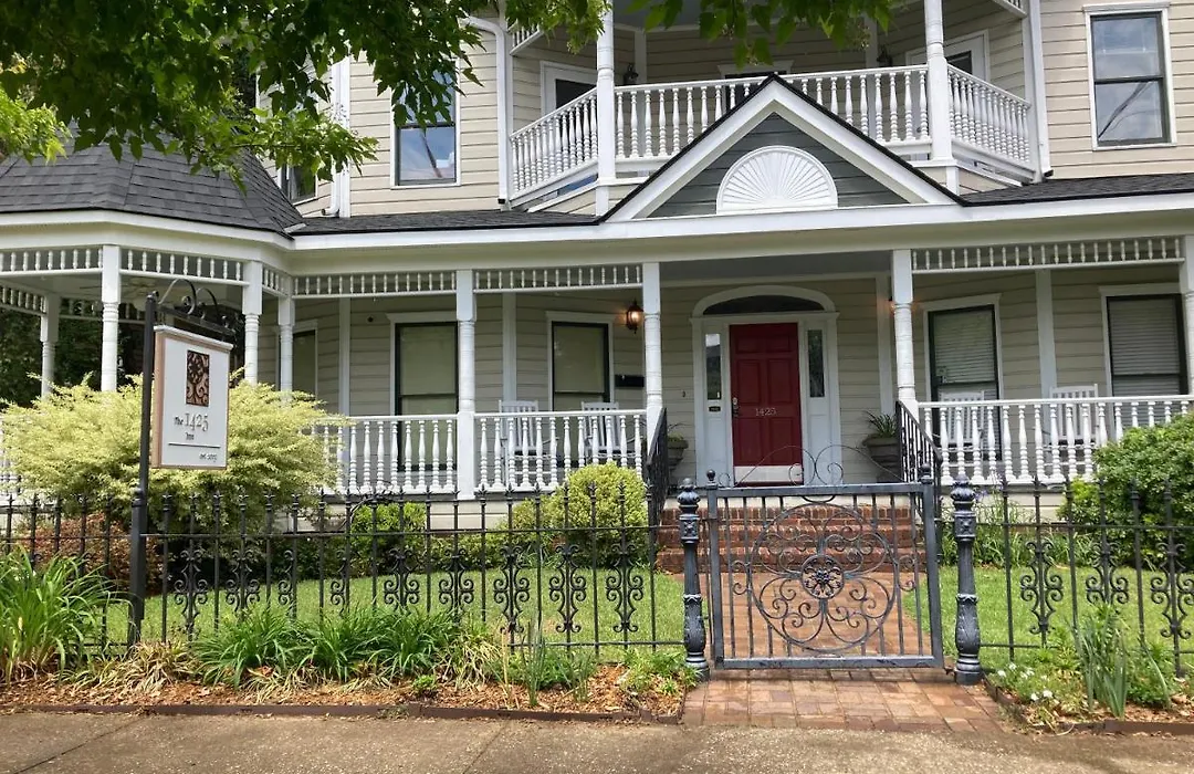 The 1425 Inn-1