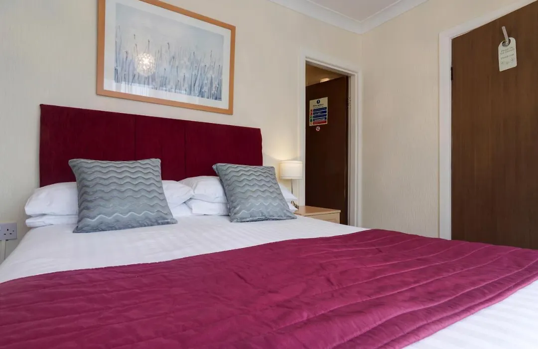 Stoneleigh Hotel-1