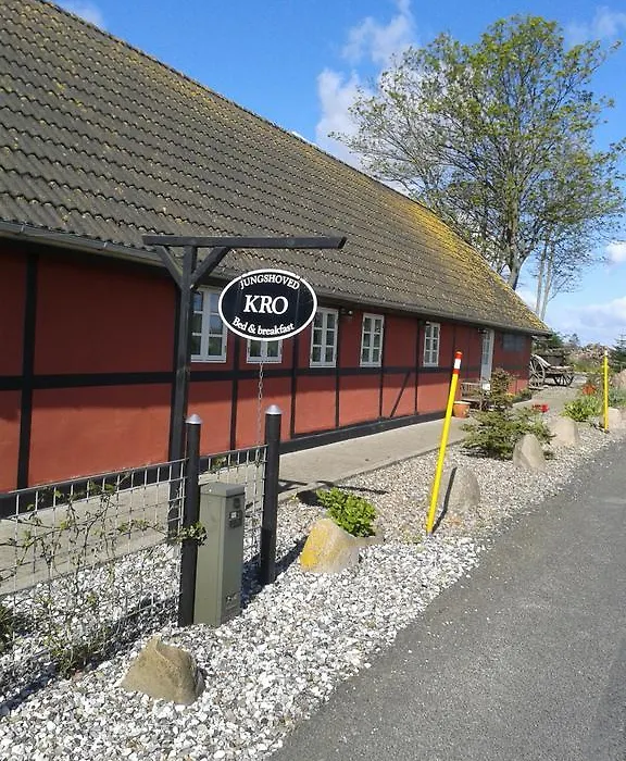 Jungshoved Kro B&B-1