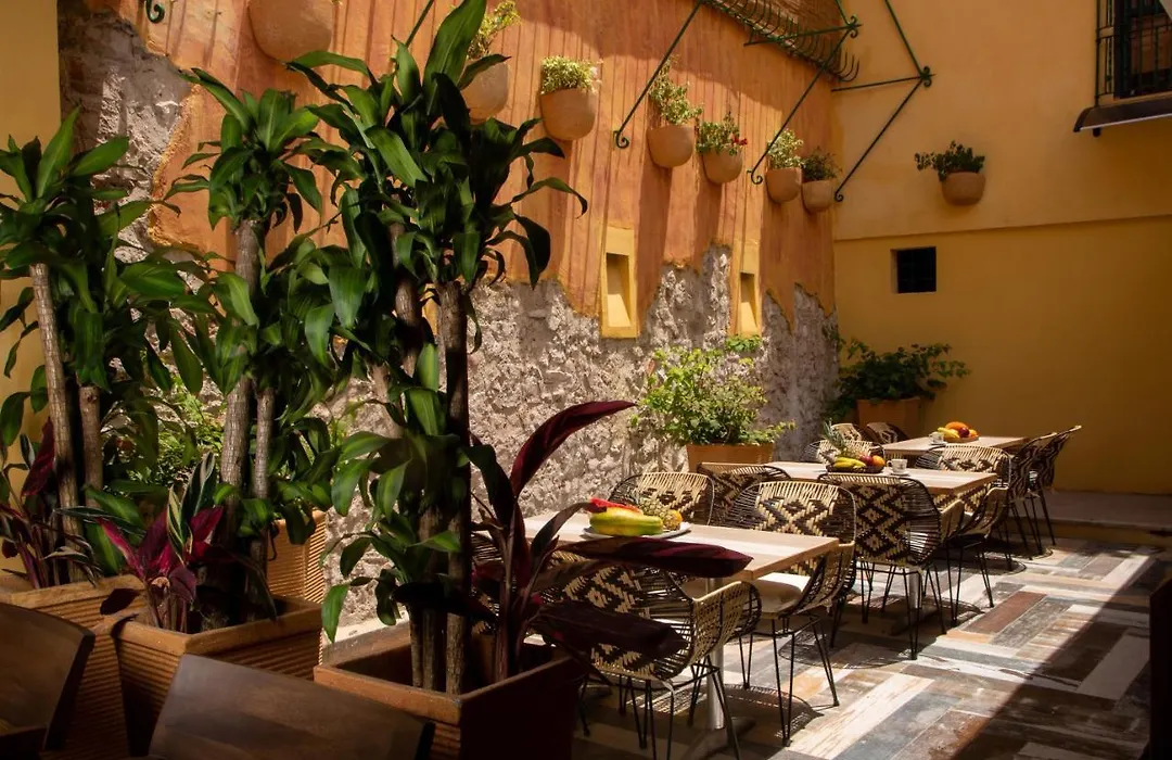 Casa Lorenza Hotel-1