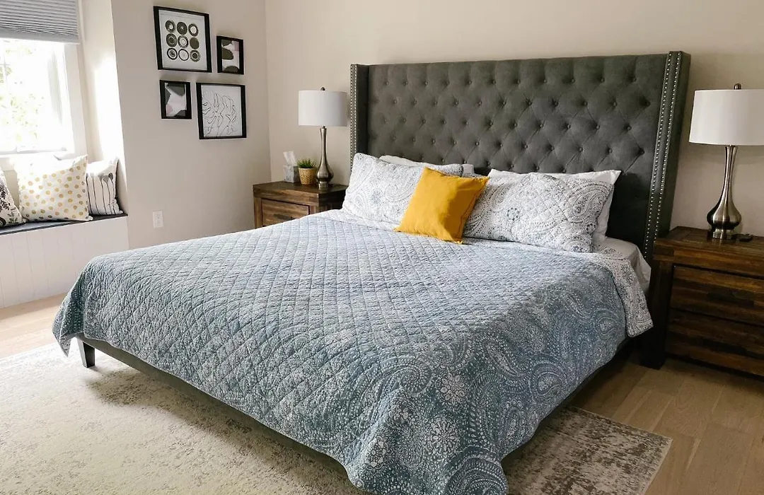 Inn On King Bed & Breakfast-1
