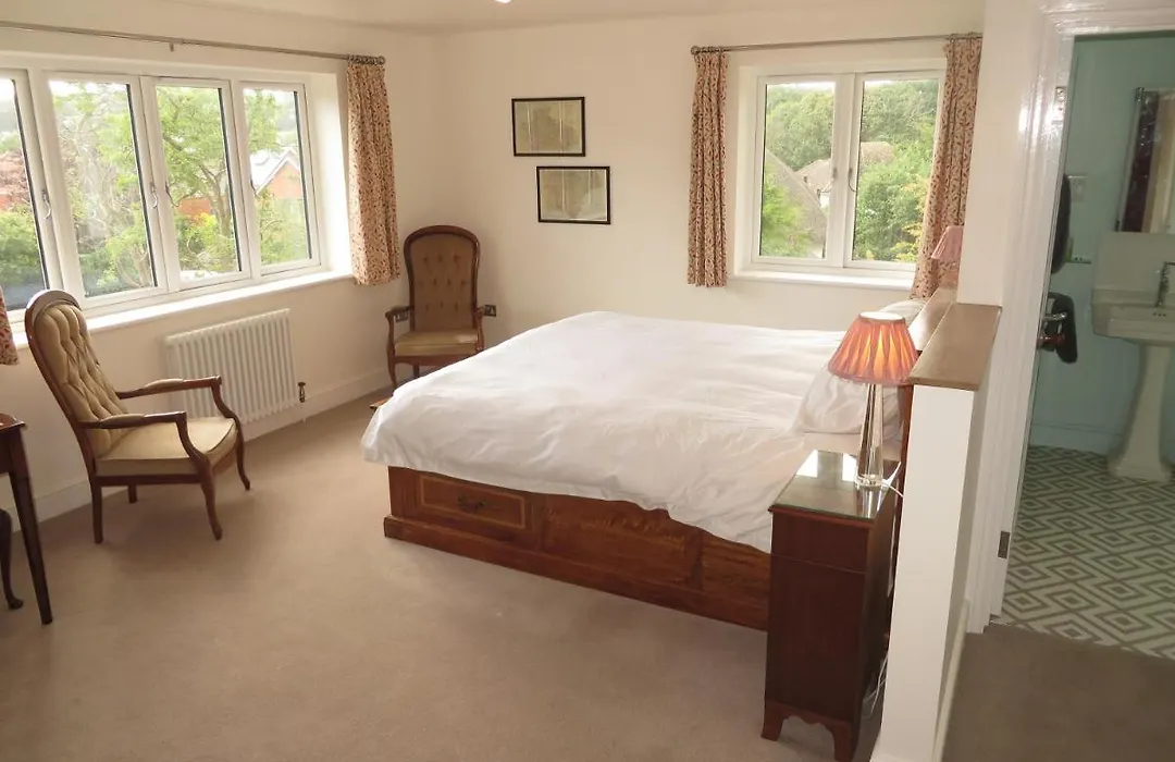 The Lawns B & B-1