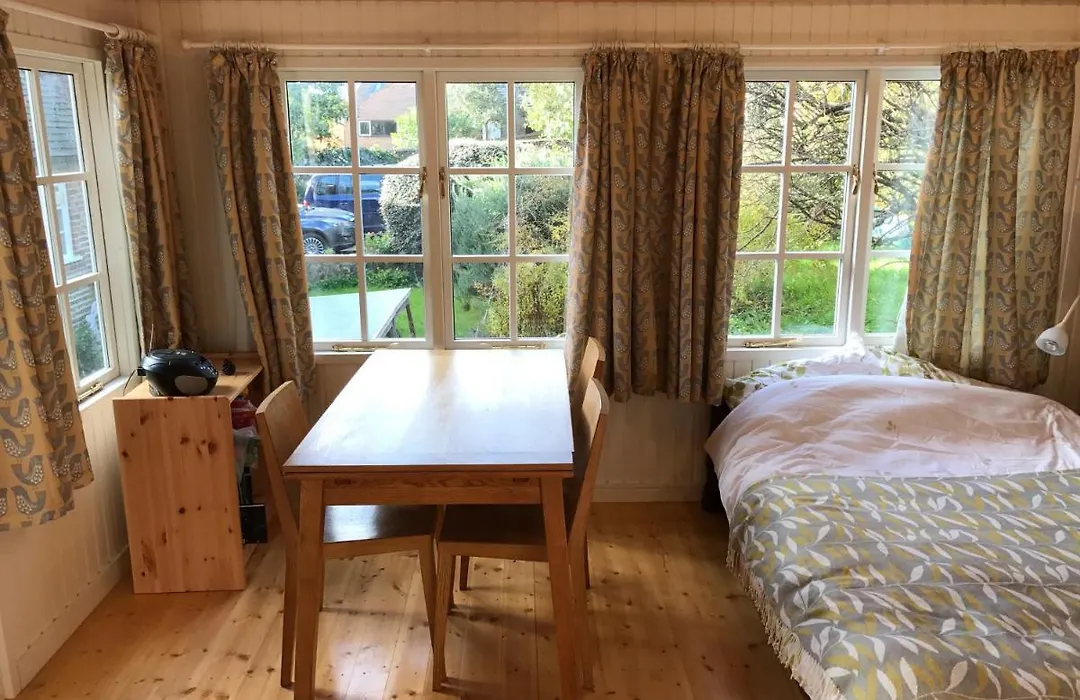 Crabapple Cottage B&B-1
