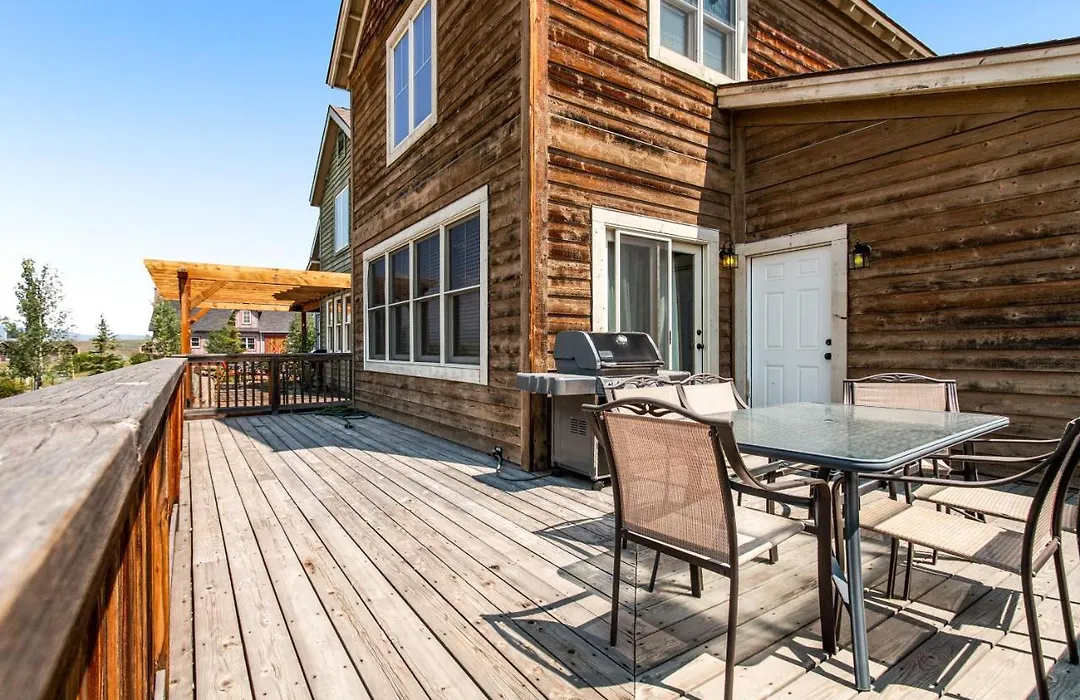 Buckhorn Cabin-1