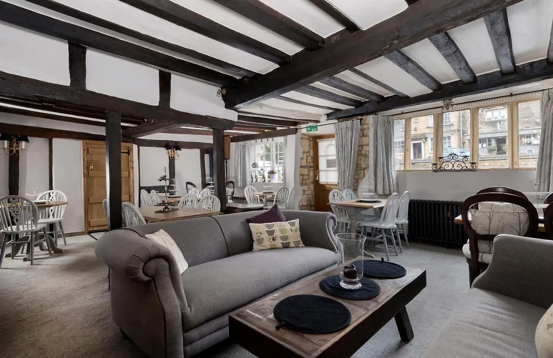 Badgers Hall-1