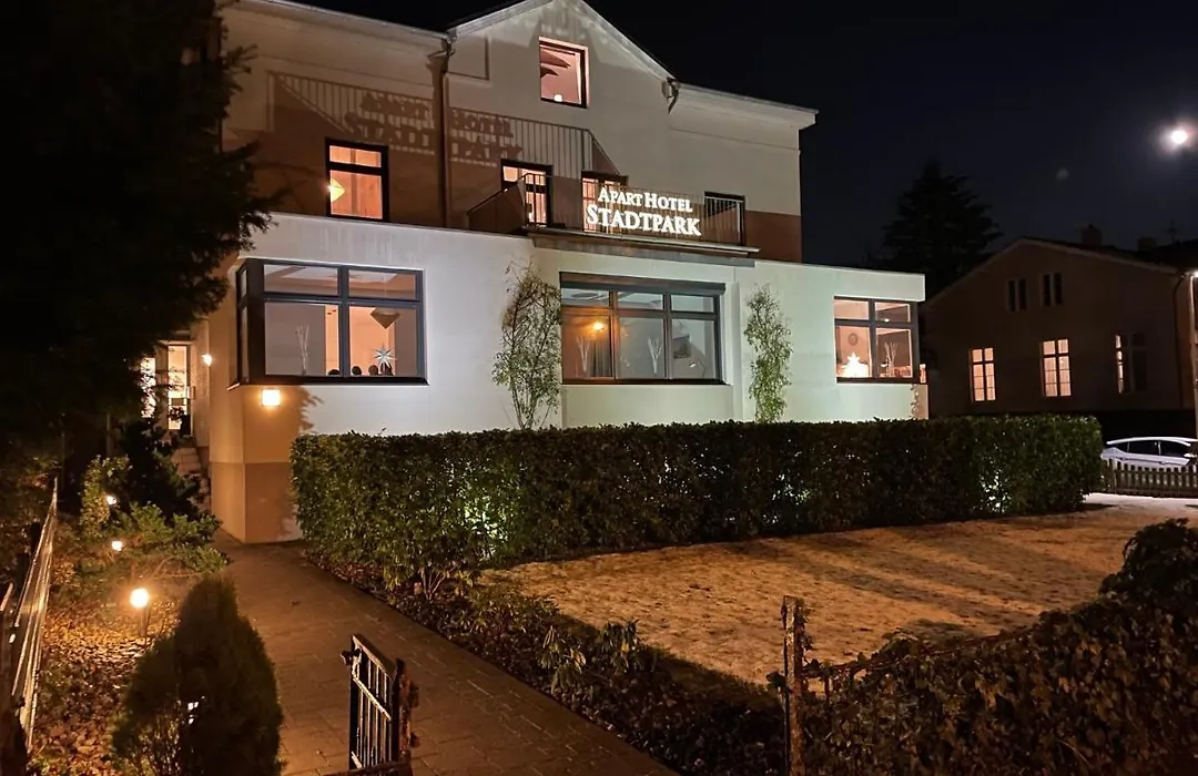 ApartHotel Stadtpark-1