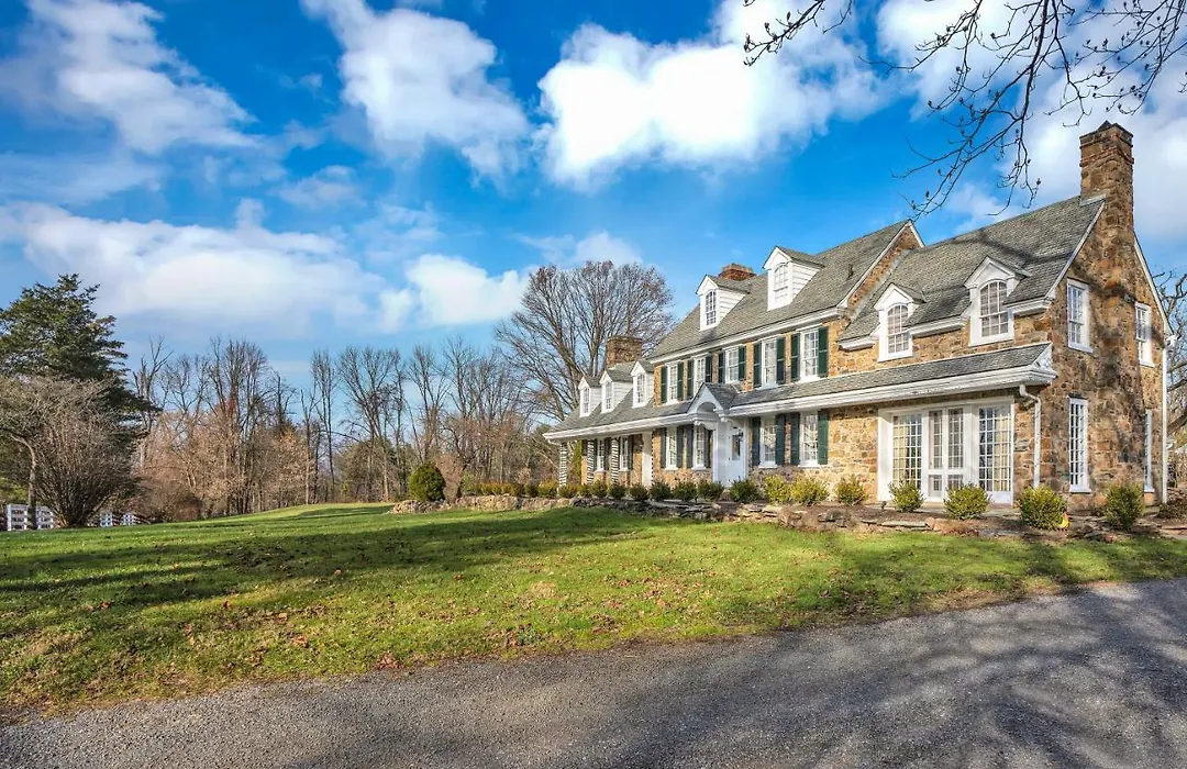 Chimney Hill Estate Inn-1
