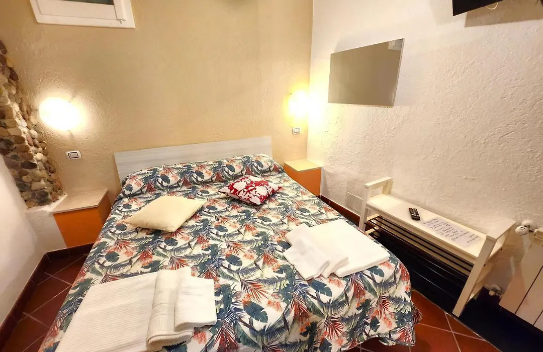 Bed&Breakfast LE QUATTRO STAGIONI-1