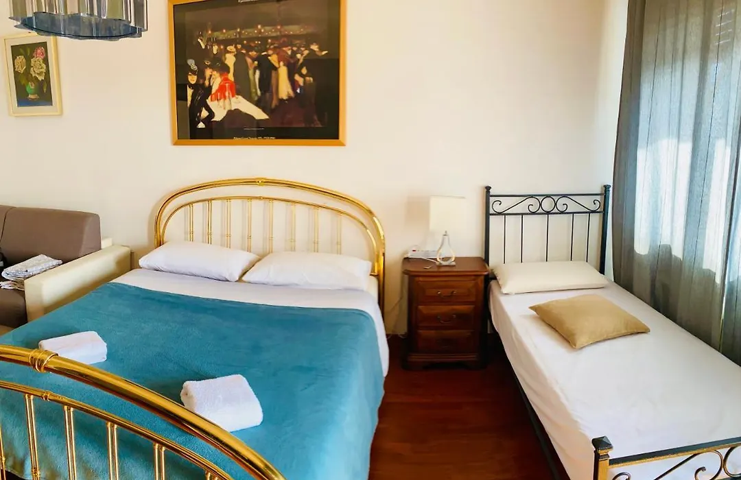 Pang'S Guesthouse-1