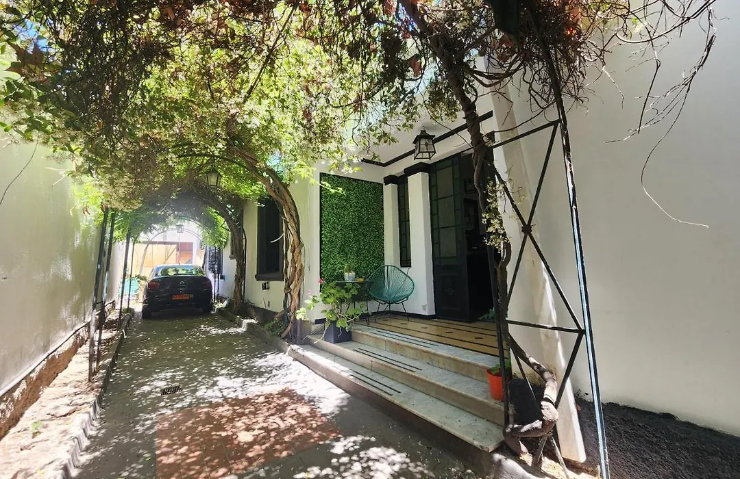 Rufino'S Guesthouse-1