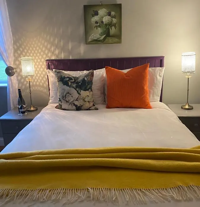 An Riasc B&B-1