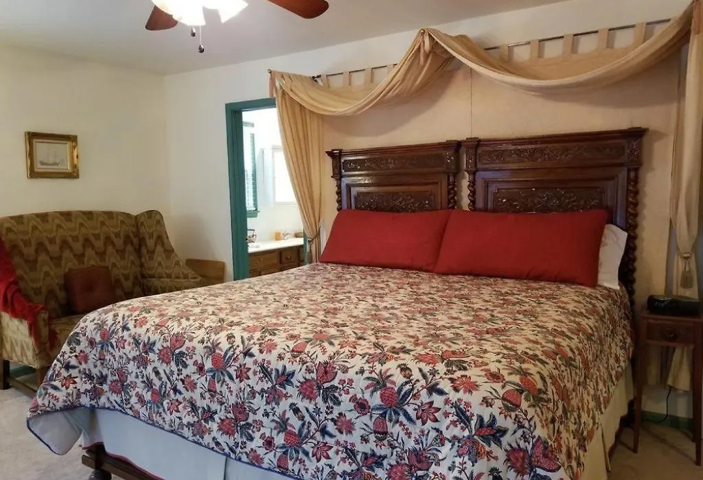 Aldrich House Bed & Breakfast-1