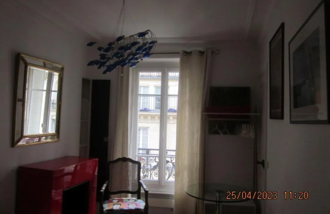 Bed And Breakfast Paris Centre-1