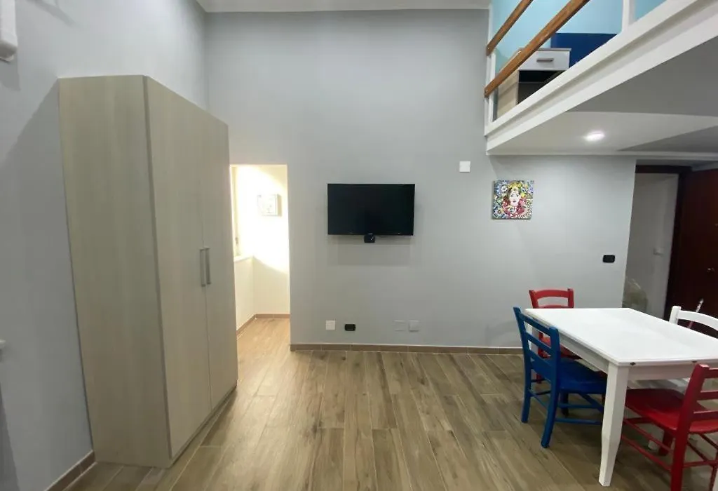 Carlino Room'S-1