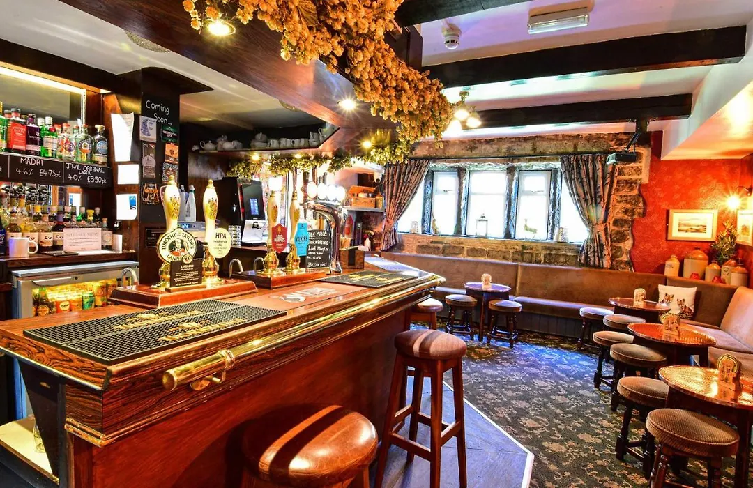 Robin Hood Inn-1