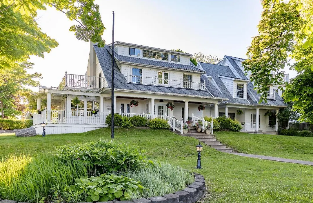 Chestnut Inn-1