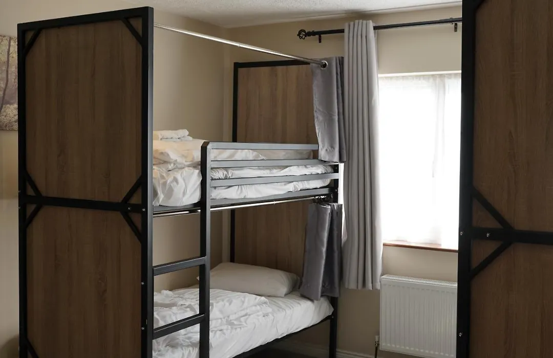 Slieve Bloom Manor Hostel-1